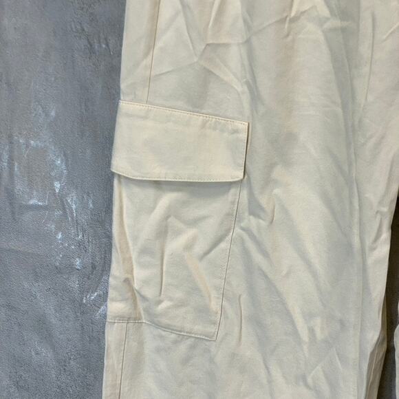 ABOUND Women's Solid Ivory Dove Elastic Waist Pull-On Cargo Pants SZ M - Picture 5 of 8